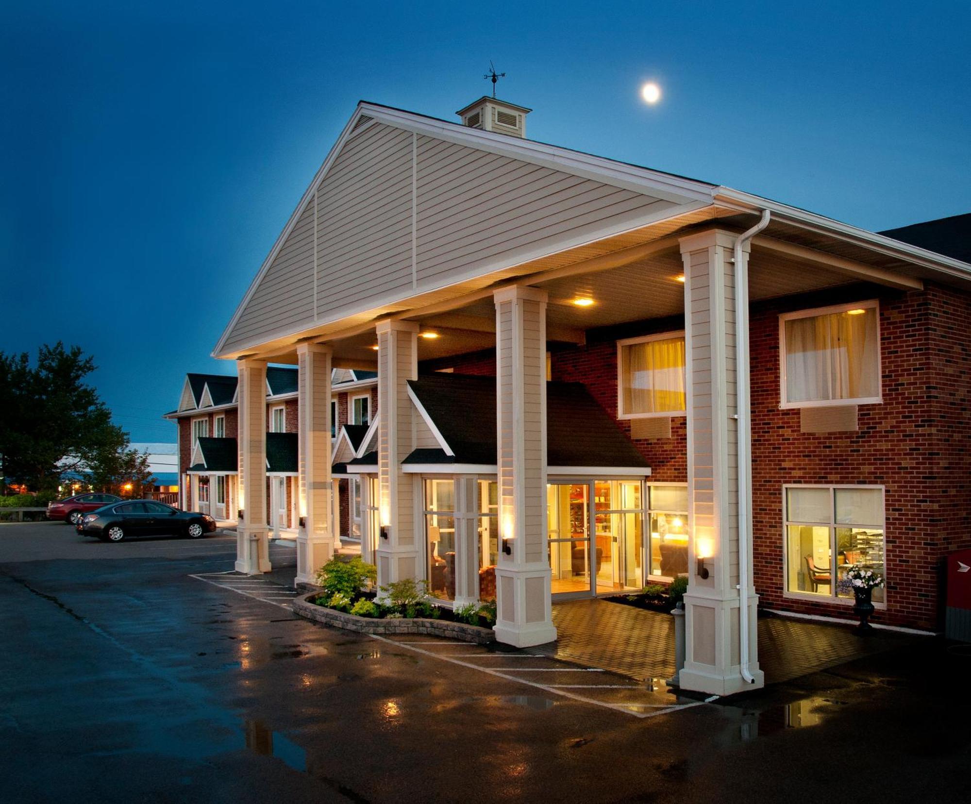 Maritime Inn Port Hawkesbury Exterior photo